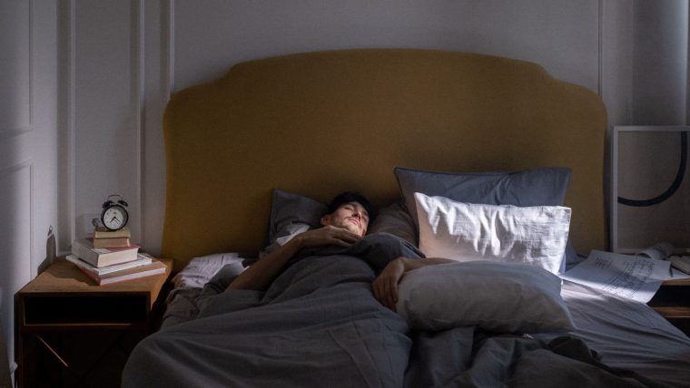 Bandeaux et casques de sommeil connectés : que valent-ils ?
