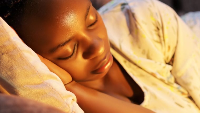 Sommeil polyphasique : dormir moins pour vivre plus, vraiment ?
